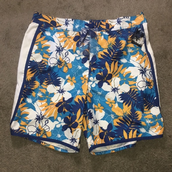 NWT Joe Boxer Hibiscus Swim Trunks - Picture 1 of 6